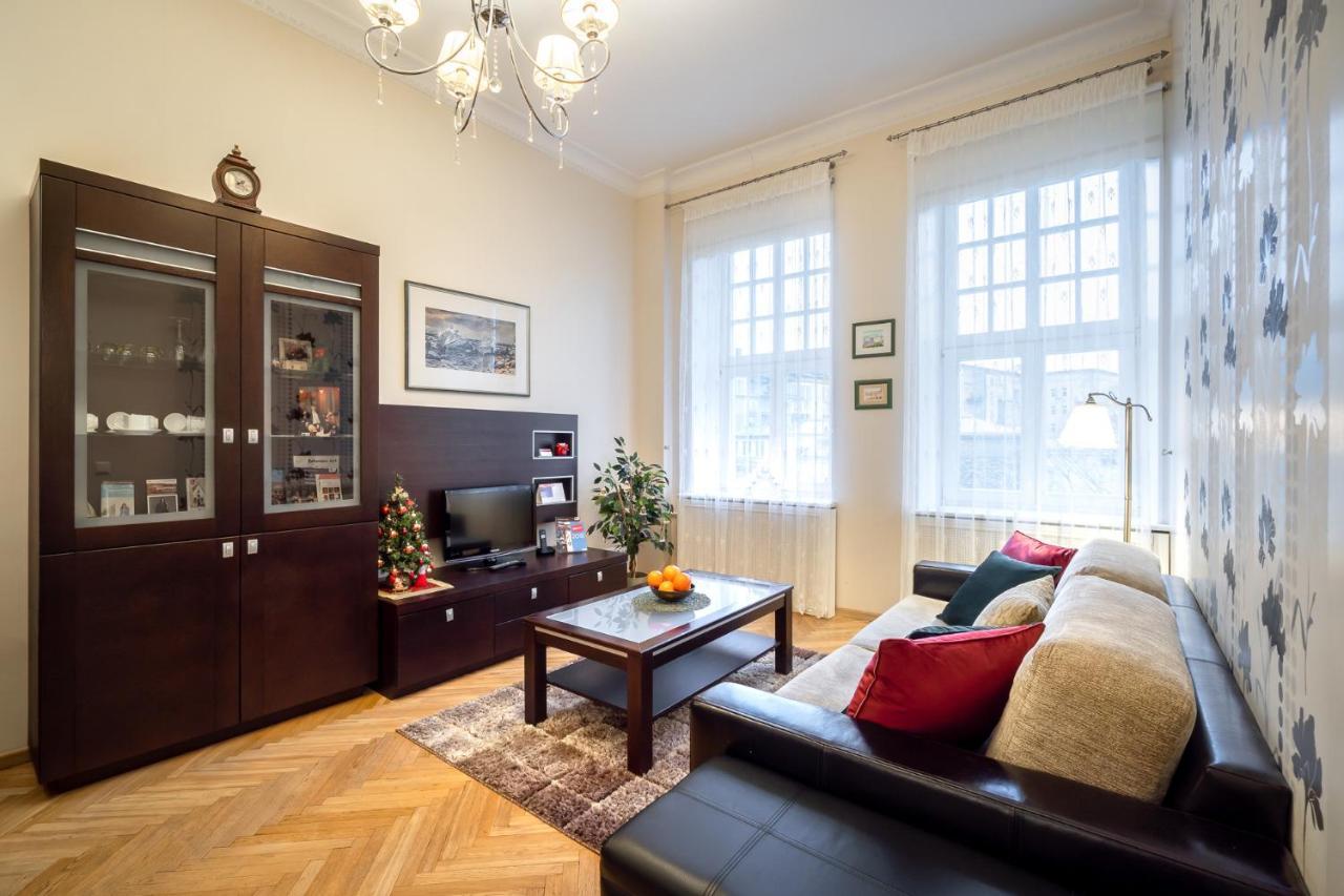 Classic Apartments In Old Town Reval Exterior foto